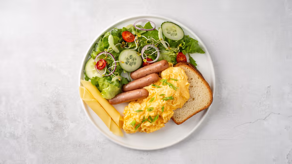 Scrambled eggs — promešana jaja